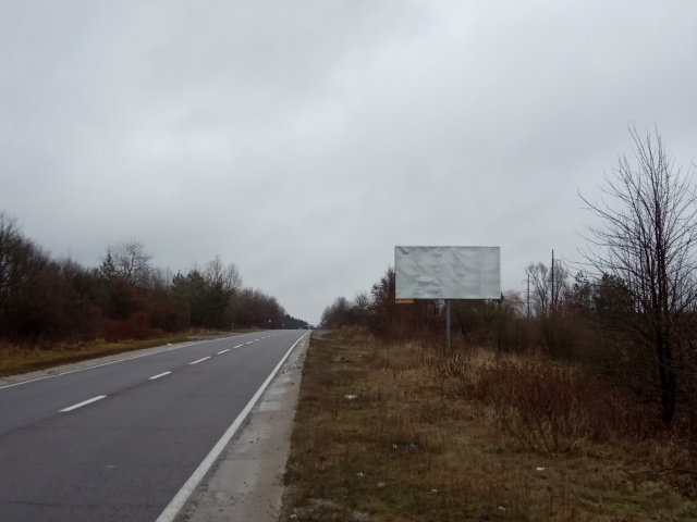 Щит 6x3, а/д М10 Краківець Львів 40+200 км Ліворуч Вїзд в с.Тернавиця зі сторони м.Новояворівськ Щит 6x3, а/д М10 Краківець Львів 40+200 км Ліворуч Вїзд в с.Тернавиця зі сторони м.Новояворівськ