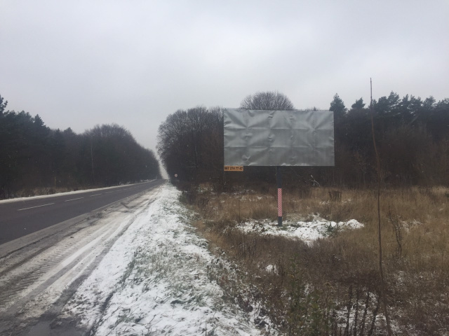 Щит 6x3, а/д М10 Краківець Львів 26+050 км ліворуч Вїзд в смт.Івано-Франкове з м.Новояворівськ Щит 6x3, а/д М10 Краківець Львів 26+050 км ліворуч Вїзд в смт.Івано-Франкове з м.Новояворівськ
