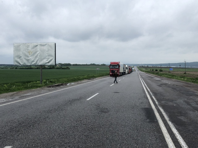 Щит 6x3, а/д М09 львів-Рава-Руська 190+200 праворуч Жовківський р-н митний перехід Рава-Руська Щит 6x3, а/д М09 львів-Рава-Руська 190+200 праворуч Жовківський р-н митний перехід Рава-Руська