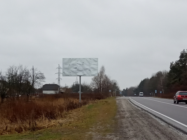 Щит 6x3, а/д М10 Краківець Львів 39+000 км Ліворуч Вїзд в м.Новояворівськ з м.Яворів (біля Дачі) Щит 6x3, а/д М10 Краківець Львів 39+000 км Ліворуч Вїзд в м.Новояворівськ з м.Яворів (біля Дачі)