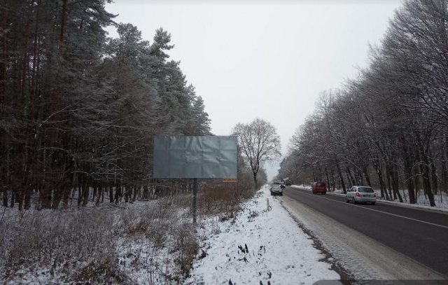 Щит 6x3, а/д М10 Краківець Львів 32+500 км Ліворуч Вїзд в м.Новояворівськ з м.Львів Щит 6x3, а/д М10 Краківець Львів 32+500 км Ліворуч Вїзд в м.Новояворівськ з м.Львів