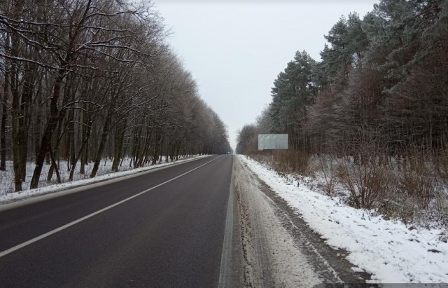 Щит 6x3, а/д М10 Краківець Львів 32+500 км Ліворуч Вїзд в м.Новояворівськ з м.Львів Щит 6x3, а/д М10 Краківець Львів 32+500 км Ліворуч Вїзд в м.Новояворівськ з м.Львів