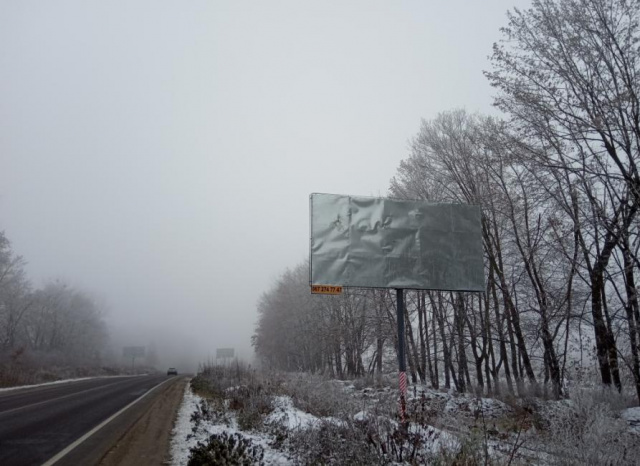 Щит 6x3, а/д М10 Краківець Львів 11+400 км праворуч смт.Рясне Руське, виїзд в сторону с.Солуки(перед рестораном Оріон) Щит 6x3, а/д М10 Краківець Львів 11+400 км праворуч смт.Рясне Руське, виїзд в сторону с.Солуки(перед рестораном Оріон)