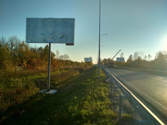 Щит 6x3,  а/д ЛьвівПустомити Меденичі 15+100 км Ліворуч вїзд у м.Пустомити