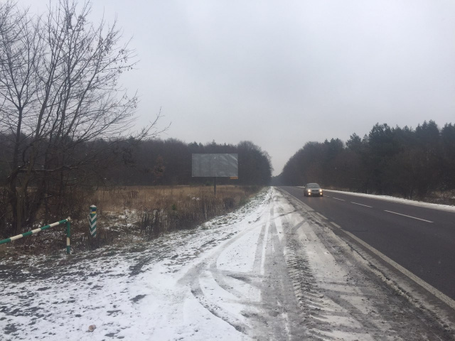 Щит 6x3, а/д М10 Краківець Львів 26+050 км ліворуч Вїзд в смт.Івано-Франкове з м.Новояворівськ Щит 6x3, а/д М10 Краківець Львів 26+050 км ліворуч Вїзд в смт.Івано-Франкове з м.Новояворівськ