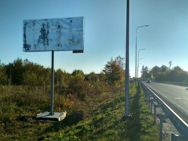 Щит 6x3,  а/д ЛьвівПустомити Меденичі 15+200 км Ліворуч вїзд у м.Пустомити